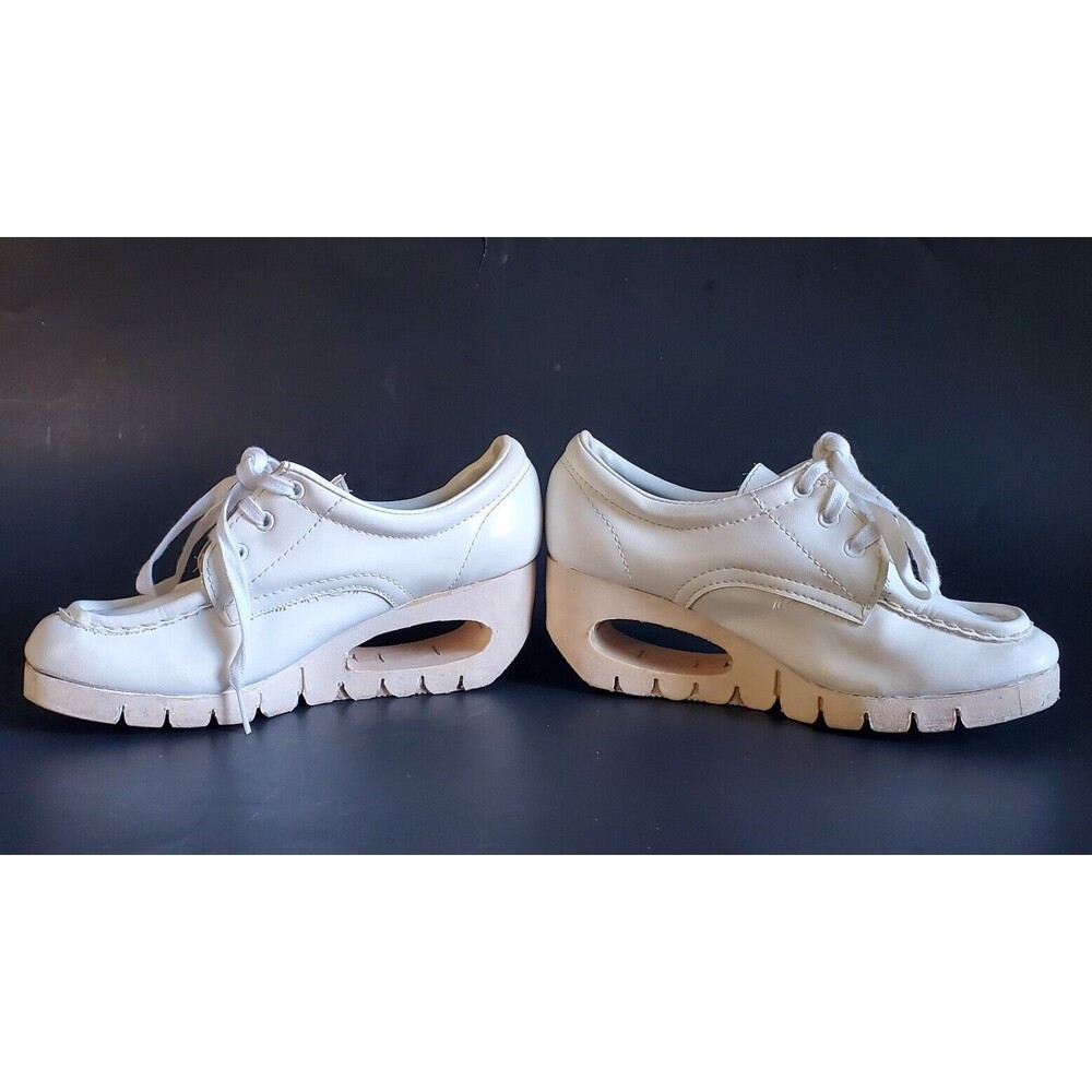 Retro White Nurse Shoes Lace Up Cut Out Pierced Wedge 2.5" Heel Vintage Sz 5/6